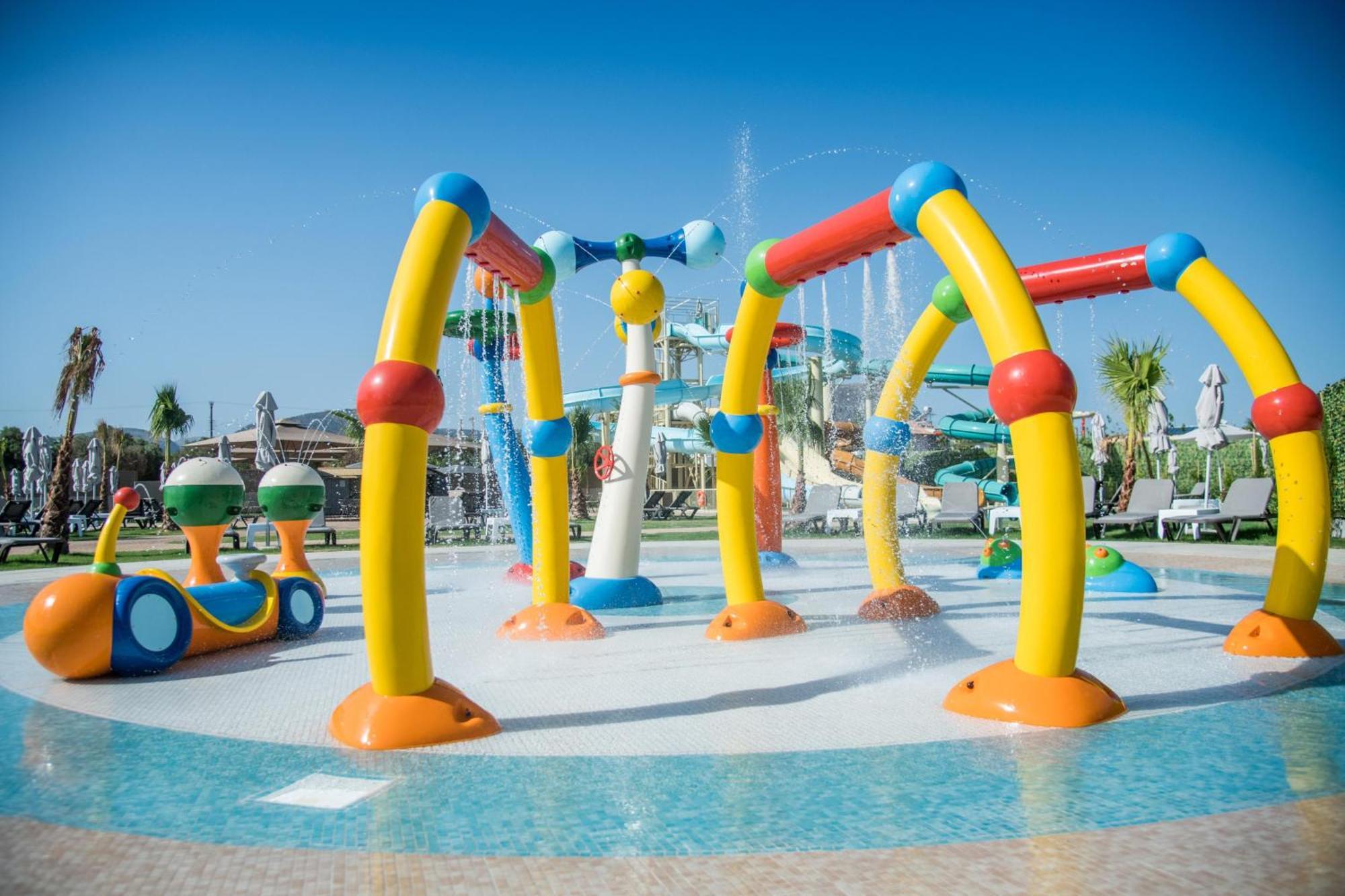 Senseana Sea Side Resort & Aquadventure 阿纳利普西 外观 照片